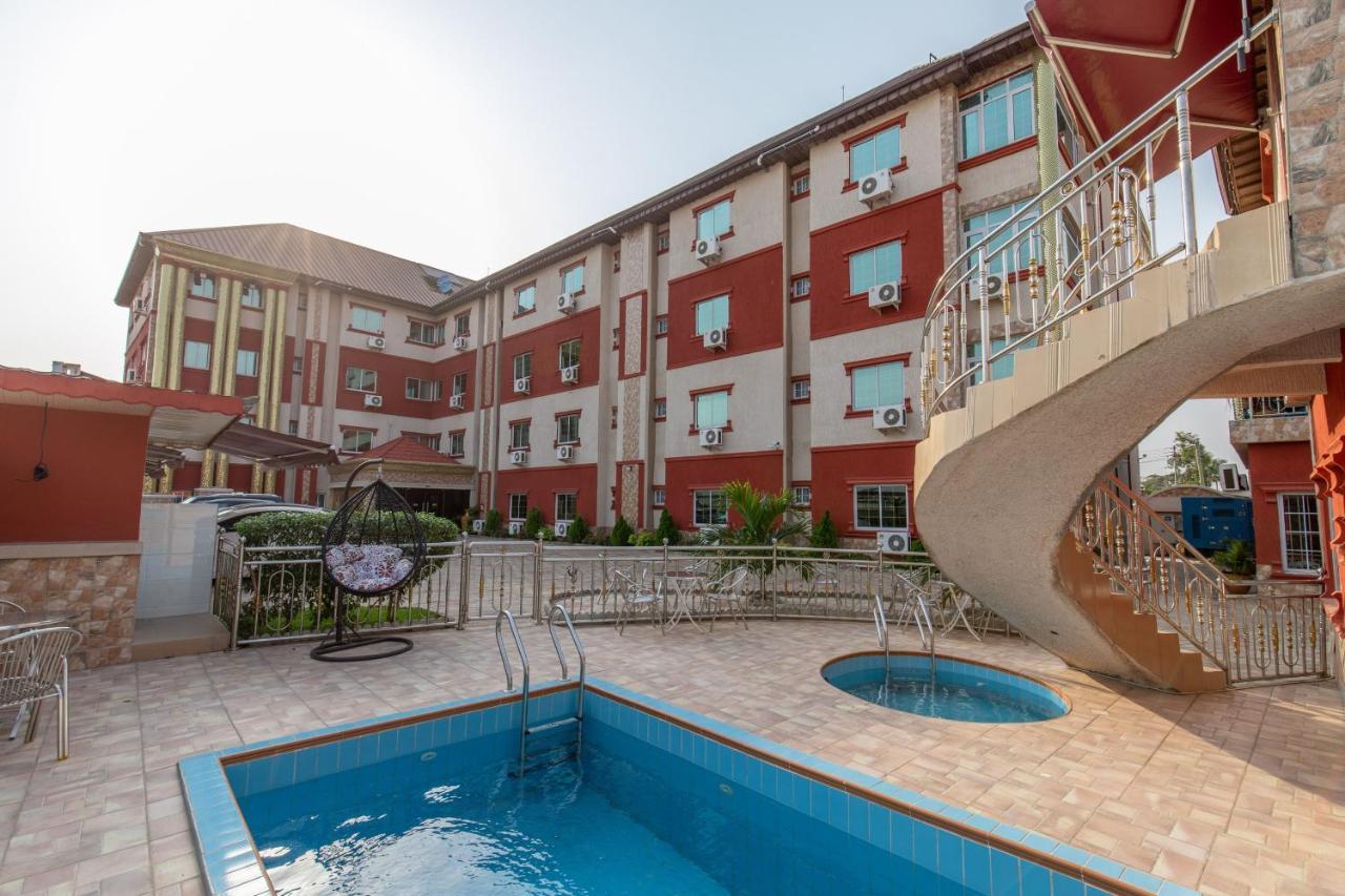 Ag Hotel And Suites Ogbodjo Exterior photo