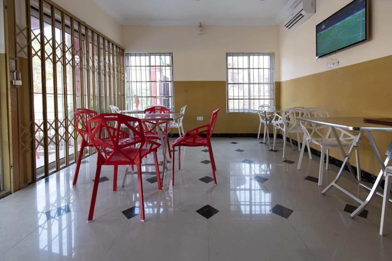 Ag Hotel And Suites Ogbodjo Exterior photo