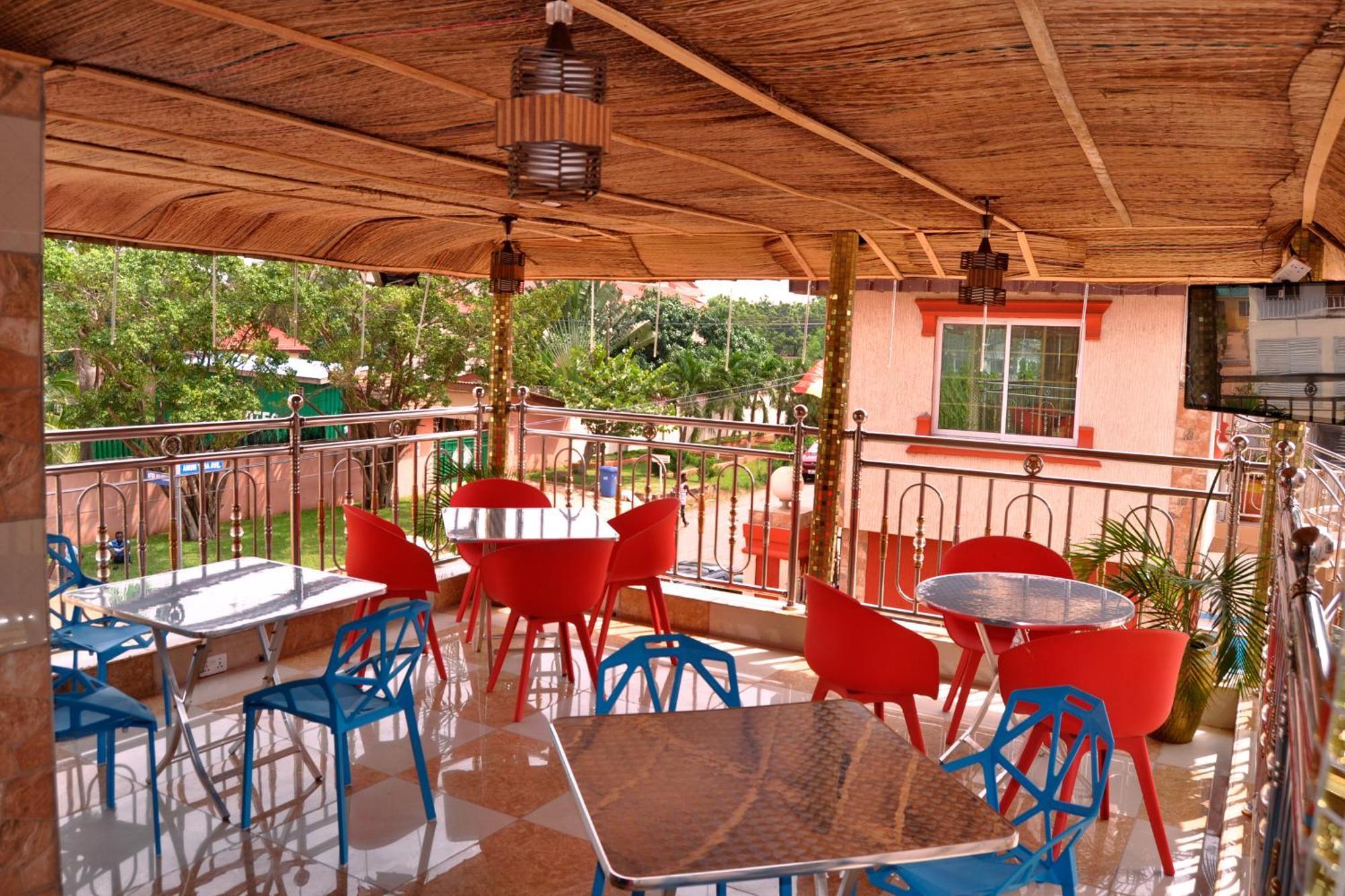 Ag Hotel And Suites Ogbodjo Exterior photo